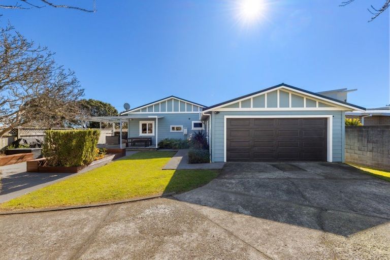 Photo of property in 8 Oriental Street, Welbourn, New Plymouth, 4312