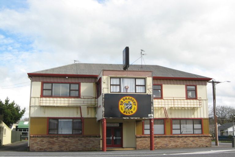 Photo of property in 373 Broadway, Stratford, 4332