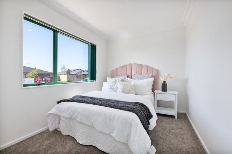 Photo of property in 29 Greenberry Drive, Ranui, Auckland, 0612