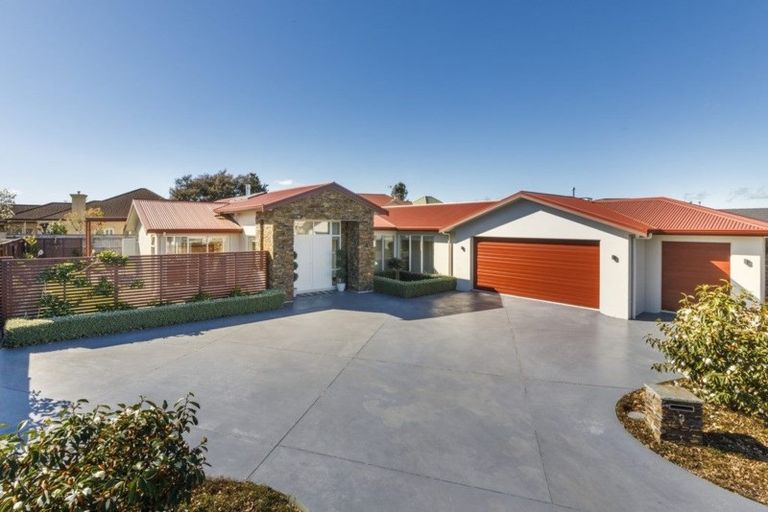 Photo of property in 3 Newmarket Lane, Awapuni, Palmerston North, 4412