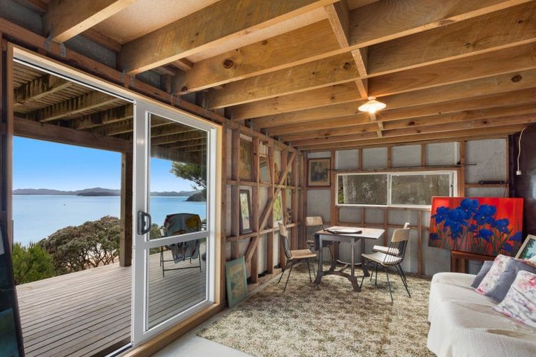 Photo of property in 41 Long Beach Road, Russell, 0202