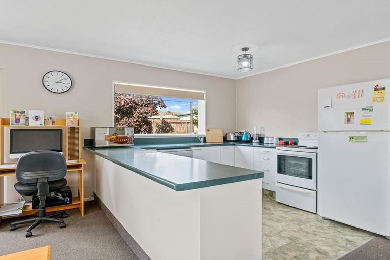 Photo of property in 15 Wishart Crescent, Cromwell, 9310