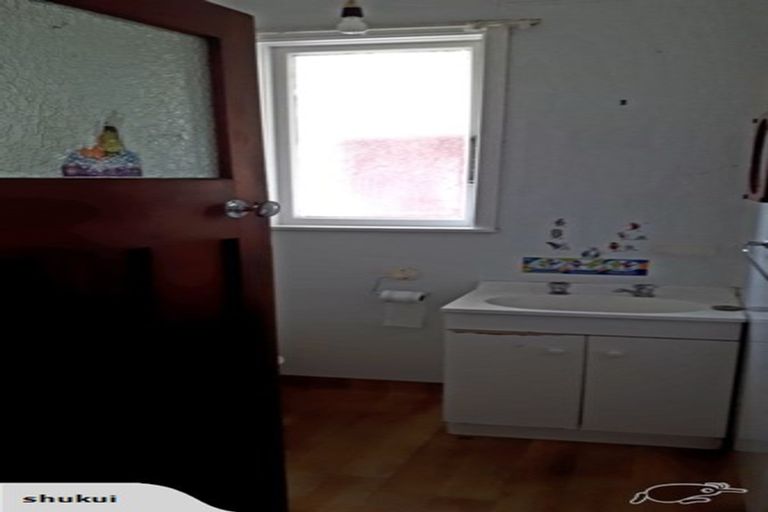 Photo of property in 62 Randwick Crescent, Moera, Lower Hutt, 5010