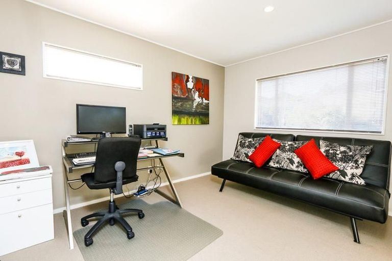 Photo of property in 1/15 Morrow Avenue, Bucklands Beach, Auckland, 2012