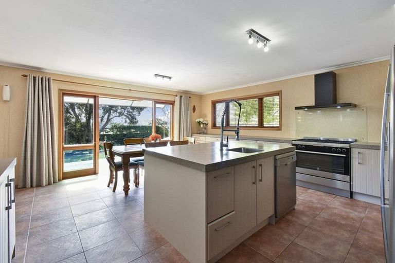 Photo of property in 13 Omana Road, Papatoetoe, Auckland, 2025