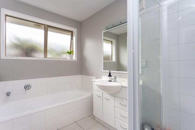 Photo of property in 28 Edward Stafford Avenue, Halswell, Christchurch, 8025