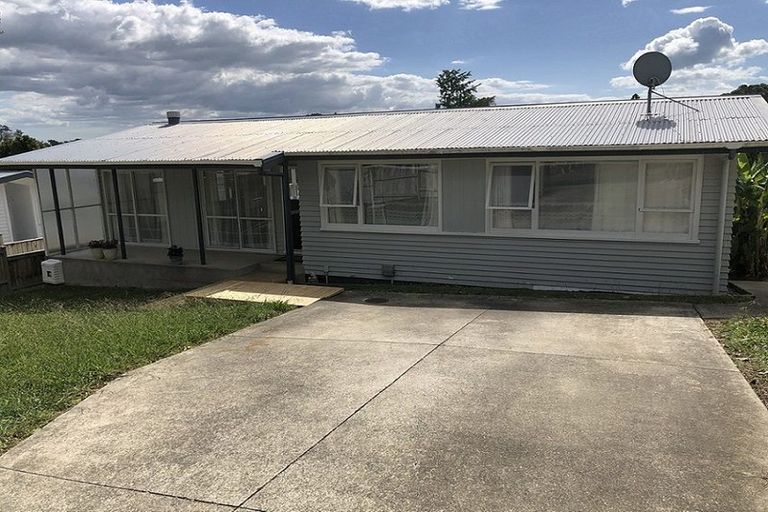 Photo of property in 51 Patons Road, Howick, Auckland, 2014
