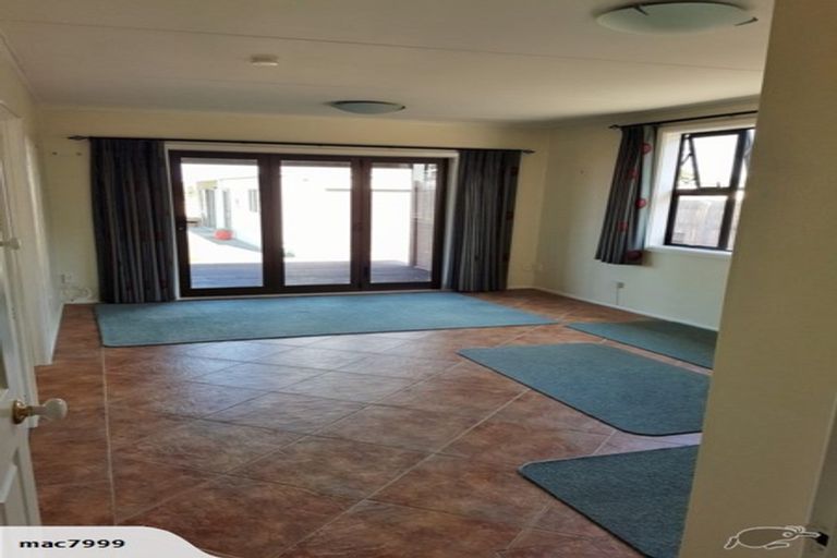 Photo of property in 71 The Esplanade, Westshore, Napier, 4110