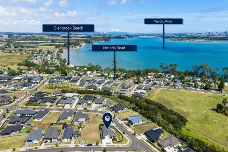 Photo of property in 11 Waikohi Avenue, Glenbrook, Waiuku, 2681