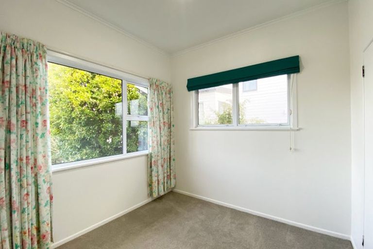 Photo of property in 23 Andrew Road, Howick, Auckland, 2010