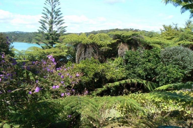 Photo of property in 5 Pine Tree Lane, Russell, 0272