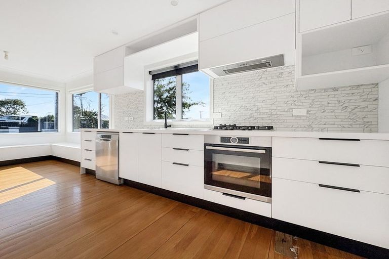 Photo of property in 7 English Street, St Andrews, Hamilton, 3200