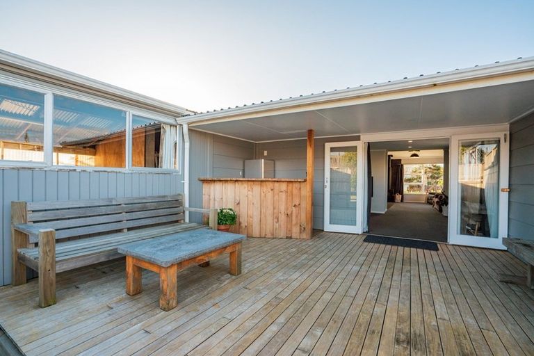 Photo of property in 21 Manapouri Street, Tikipunga, Whangarei, 0112