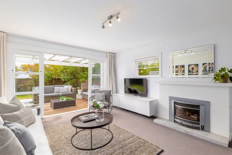 Photo of property in 2/60 Clifford Avenue, Merivale, Christchurch, 8014