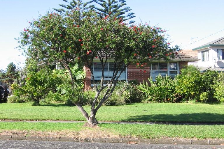 Photo of property in 56 Millen Avenue, Pakuranga, Auckland, 2010