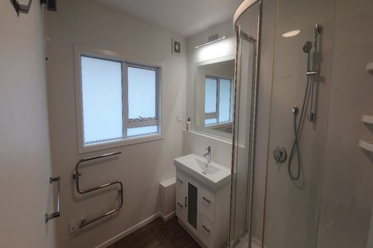 Photo of property in 9/22 Bay Drive, Titahi Bay, Porirua, 5022