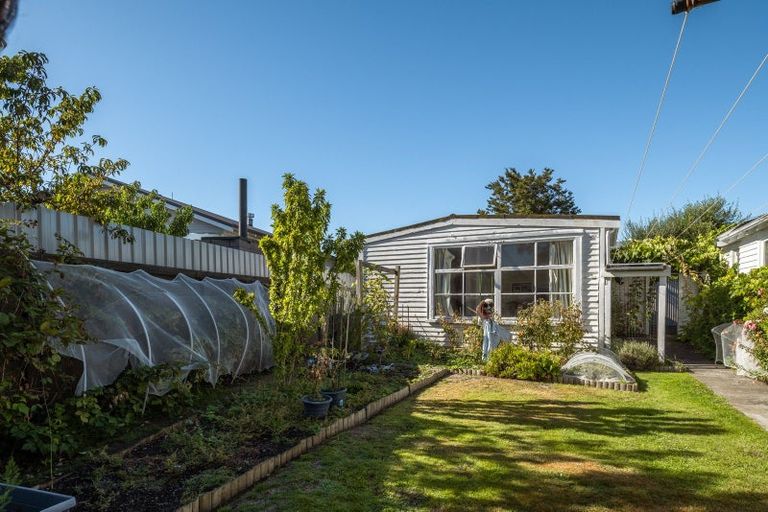 Photo of property in 37 Eltham Road, Blenheim, 7201