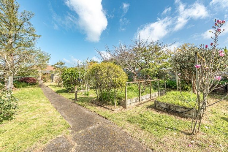 Photo of property in 18 Konini Street, Tawhero, Whanganui, 4501