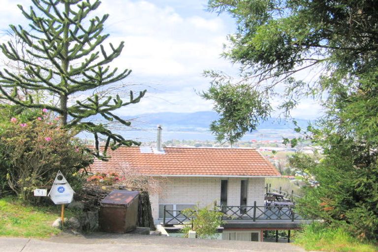 Photo of property in 31 Russell Crescent, Western Heights, Rotorua, 3015