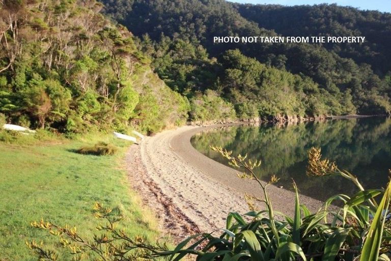 Photo of property in 3188 Archers Road, Tennyson Inlet, Rai Valley, 7195