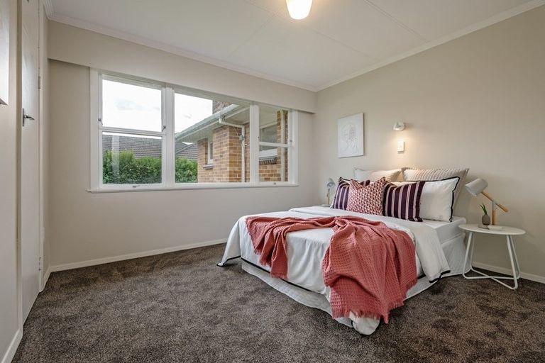 Photo of property in 5 Sutherland Crescent, Westbrook, Palmerston North, 4412