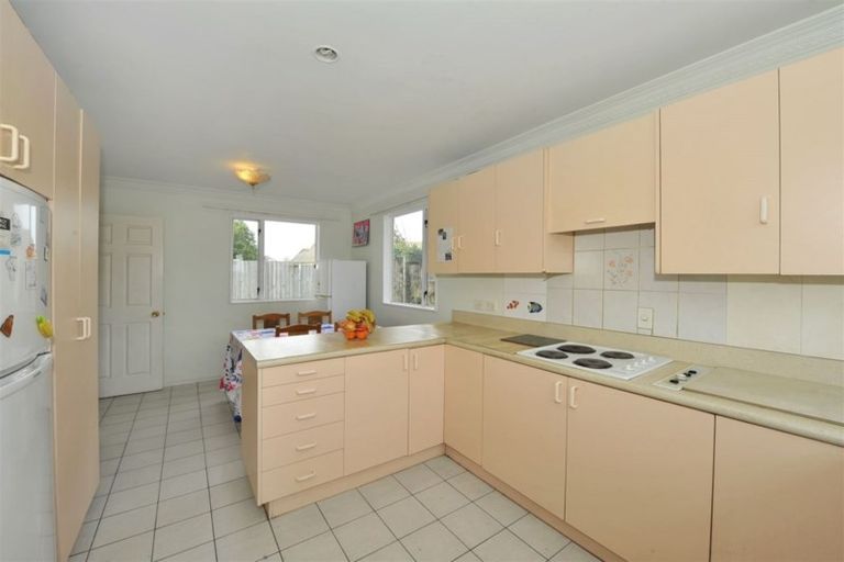 Photo of property in 2/16 Tika Street, Riccarton, Christchurch, 8041