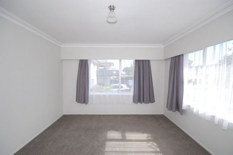 Photo of property in 1/18 Tatariki Street, Rosehill, Papakura, 2113