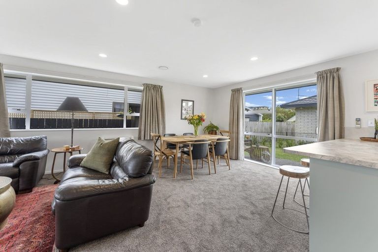 Photo of property in 1/46 Dorset Avenue, Westown, New Plymouth, 4310
