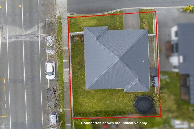 Photo of property in 27 Parata Street, Waikanae, 5036
