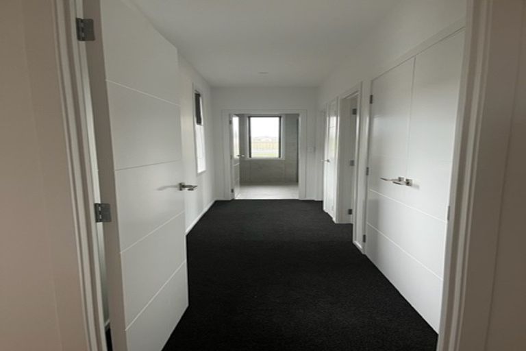 Photo of property in 8 The Lakes Drive, Kerikeri, 0230