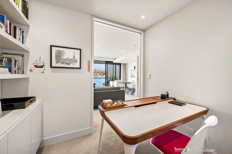 Photo of property in Clyde Quay Wharf, 2c/7 Clyde Quay Wharf, Te Aro, Wellington, 6011