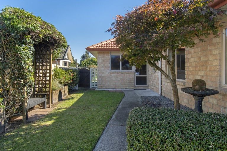 Photo of property in 16 Elderton Avenue, Pyes Pa, Tauranga, 3112