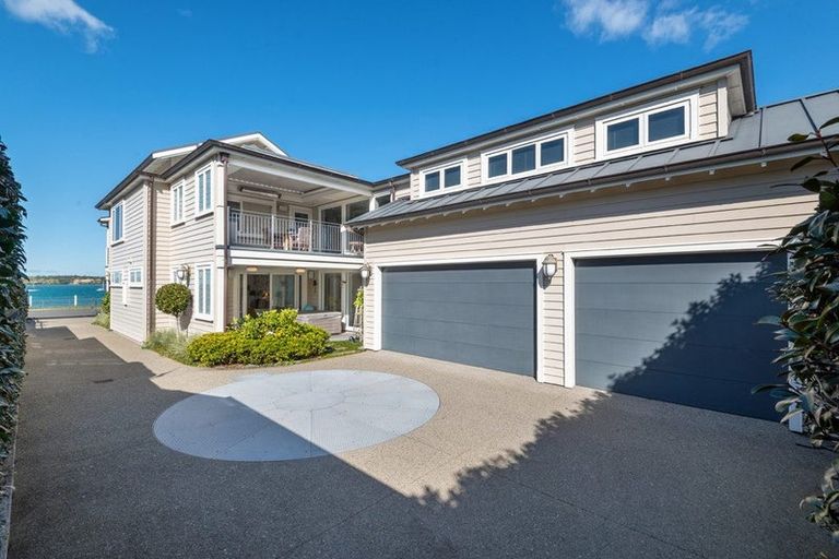 Photo of property in 49 King Edward Parade, Devonport, Auckland, 0624