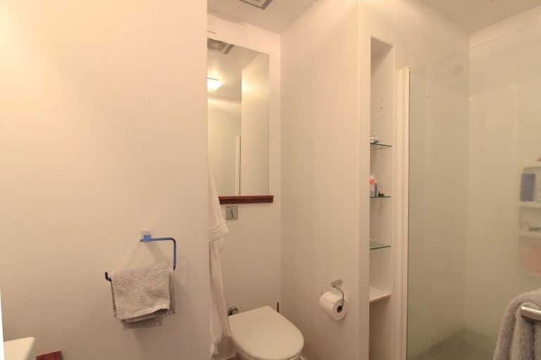 Photo of property in Hannahs Warehouse Apartments, 21/13 Leeds Street, Te Aro, Wellington, 6011