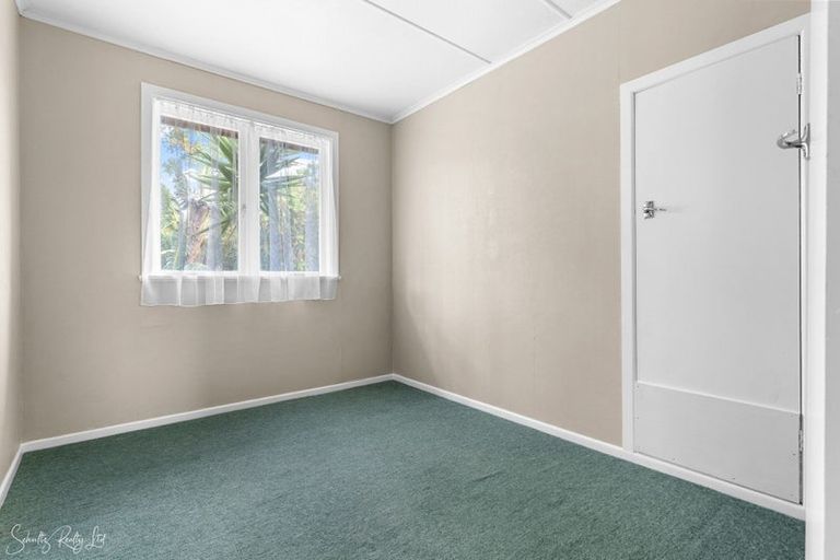 Photo of property in 2081 Paparoa Valley Road, Paparoa, 0571