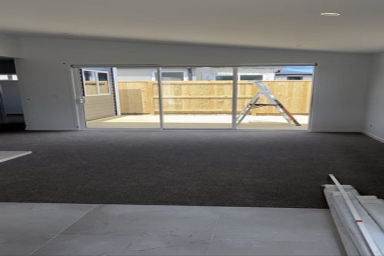 Photo of property in 16 Oioi Lane, Poike, Tauranga, 3112