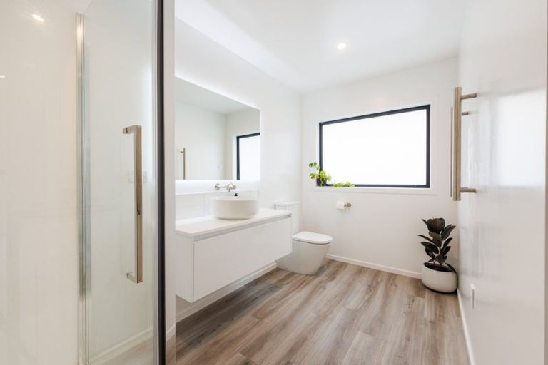 Photo of property in 7b Terrace Street, Marton, 4710