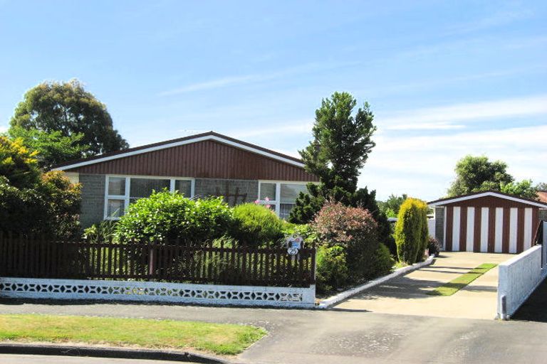 Photo of property in 25 Logie Place, Bromley, Christchurch, 8062