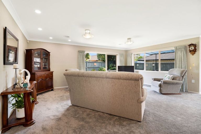 Photo of property in 4 Merlin Close, Huntington, Hamilton, 3210