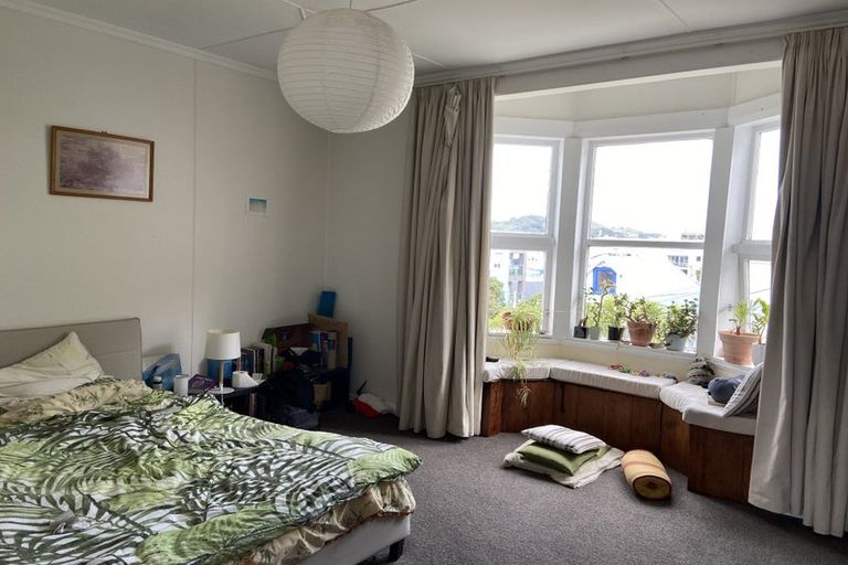 Photo of property in 34 Drummond Street, Mount Cook, Wellington, 6021