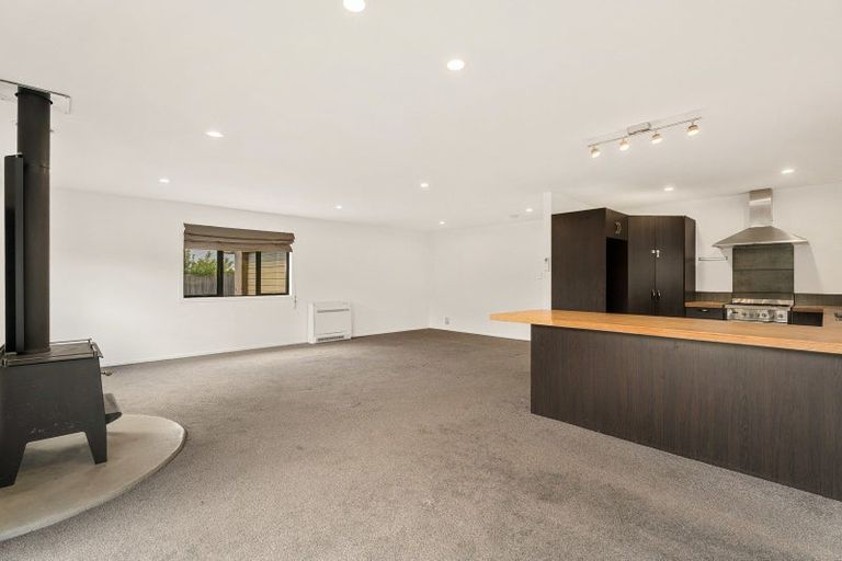 Photo of property in 89 Rob Roy Lane, Wanaka, 9305