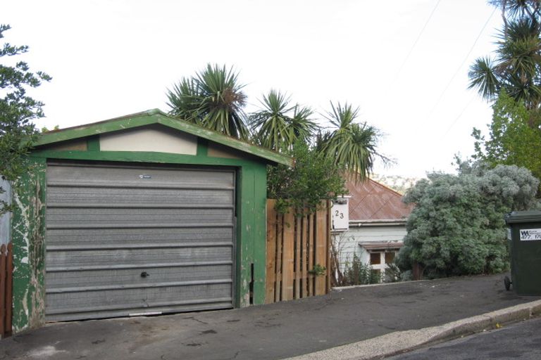 Photo of property in 23 Adderley Terrace, Ravensbourne, Dunedin, 9022