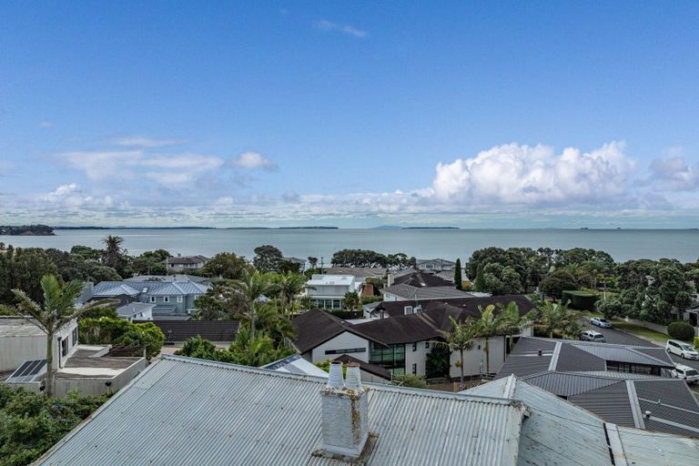 Photo of property in 7a Audrey Road, Takapuna, Auckland, 0620