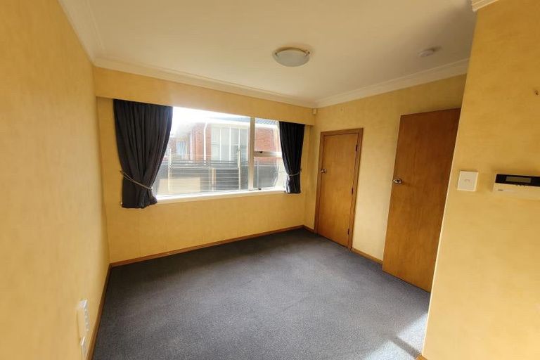Photo of property in 6b Scott Street, Moturoa, New Plymouth, 4310