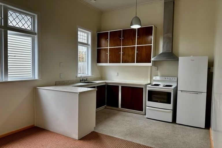 Photo of property in 4a Henry Street, Kilbirnie, Wellington, 6022