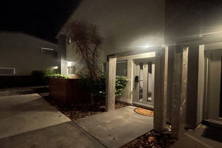 Photo of property in 8/217 Armagh Street, Christchurch Central, Christchurch, 8011