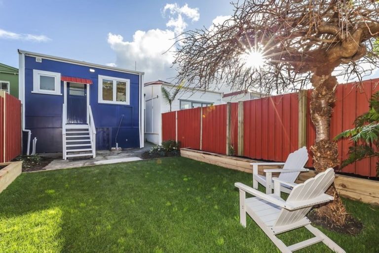 Photo of property in 217 Rintoul Street, Berhampore, Wellington, 6023