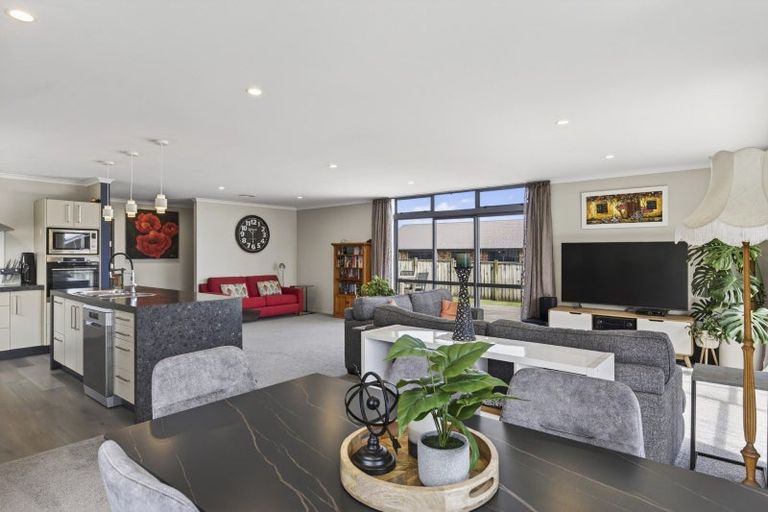 Photo of property in 46 Dillon Drive, Bell Block, New Plymouth, 4312