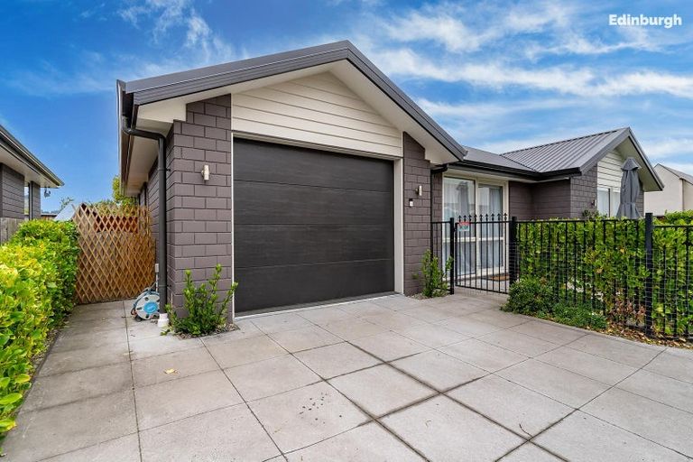 Photo of property in 20c Church Street, Mosgiel, 9024