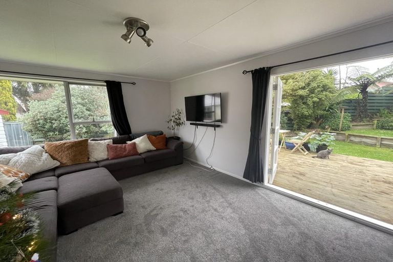 Photo of property in 1 Grant Place, Awapuni, Palmerston North, 4412